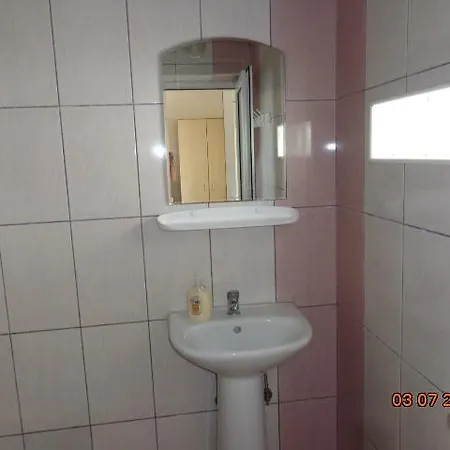 ホームステイ Casa Munteanu *